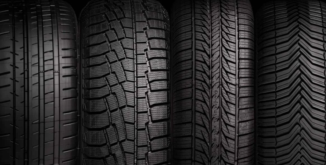 Choisir le bon pneu pour votre trajet : comprendre les pneus asymétriques, symétriques et directionnels