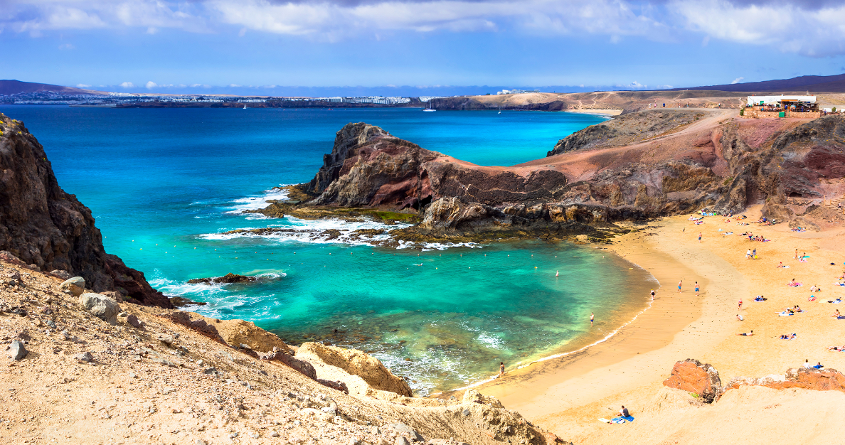 Lanzarote en mars : une oasis printanière d’aventure et de tranquillité