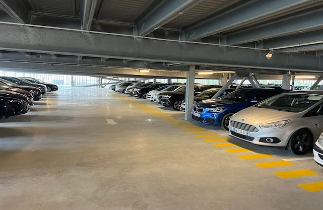Tout savoir sur le parking Charles de Gaulle : tarifs, options et conseils